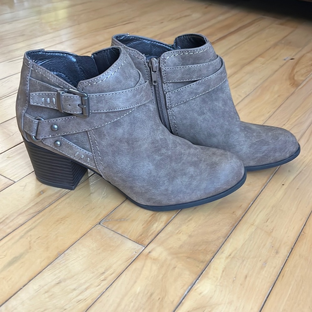 Brown ankle boots